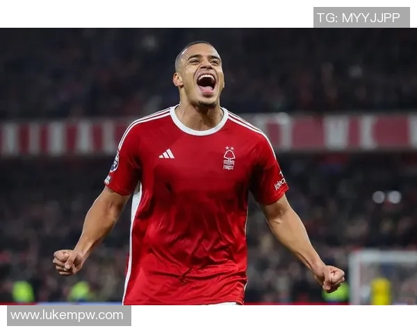 范戴克携手代言国际品牌，商业价值飙升